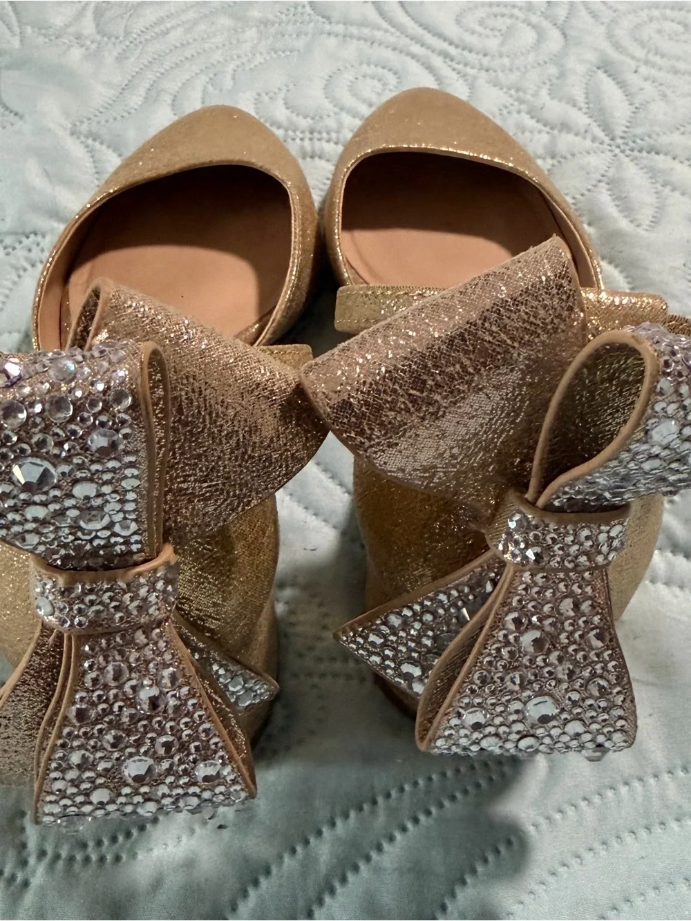 GB Toddler Girls' Tinsley Bow Dress Pumps, Size 3- Sand & Gold 1 pair